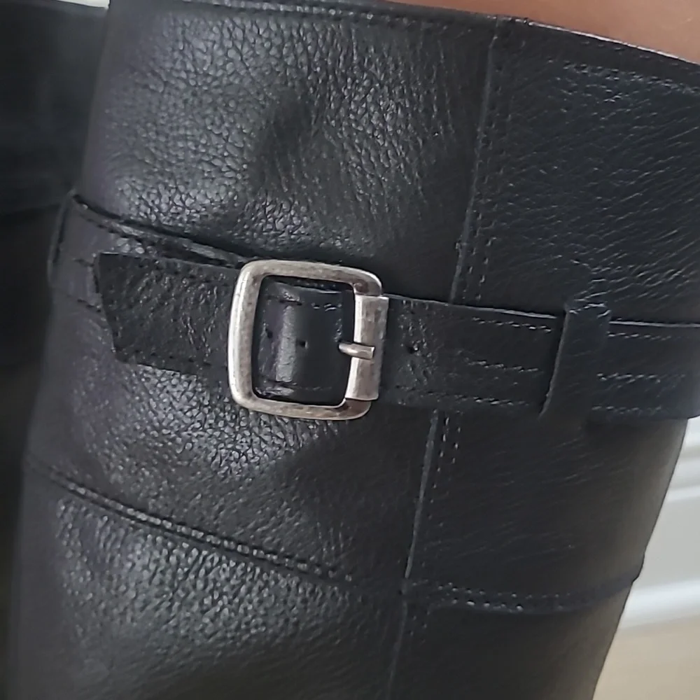 Nurture Knee High Black Leather Boots Size 9